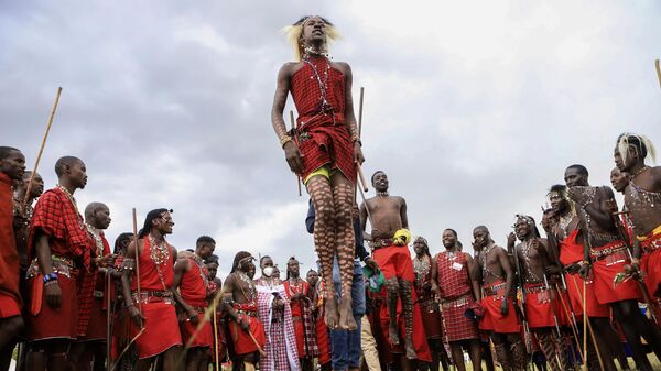 Maasai morans (warriors) perform traditional jumping as Kenya's Maasai community held an inaugural Maasai Cultural Festival, on the outskirts of Maasai Mara National Reserve, Kenya's Rift Valley on Saturday, June 10, 2023. - Sputnik Africa