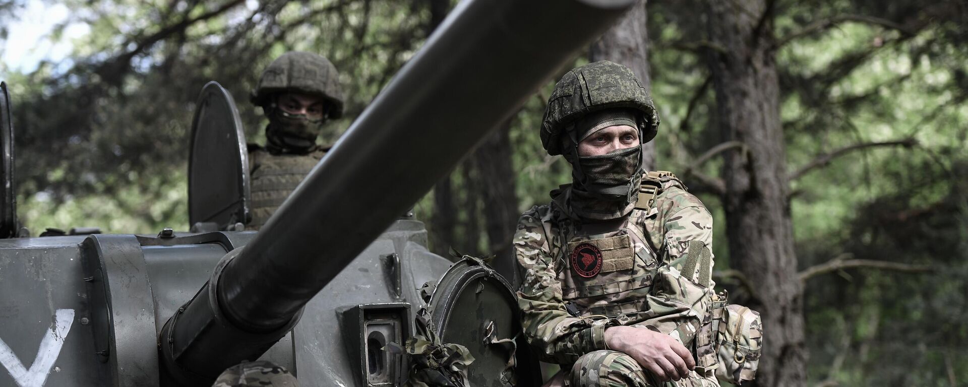 A Russian serviceman is seen in the course of Russia's military operation in Ukraine, at the unknown location. - Sputnik Africa, 1920, 08.07.2023