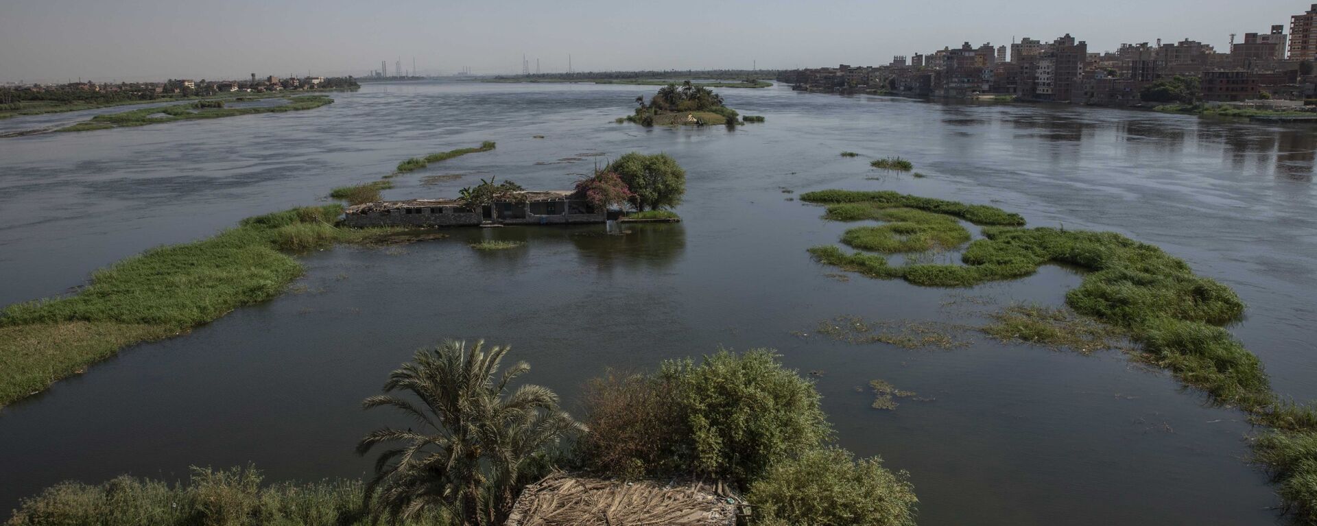 The River Nile as it passes through Beni Suef, Egypt. The Egyptians fear water levels will go down if the Ethiopian dam goes ahead. - Sputnik Africa, 1920, 14.07.2023