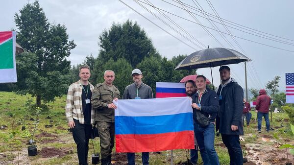 Russian Embassy participated in tree planting activities under the Green Legacy Initiative at the Gulele Botanic Garden in Addis Ababa - Sputnik Africa