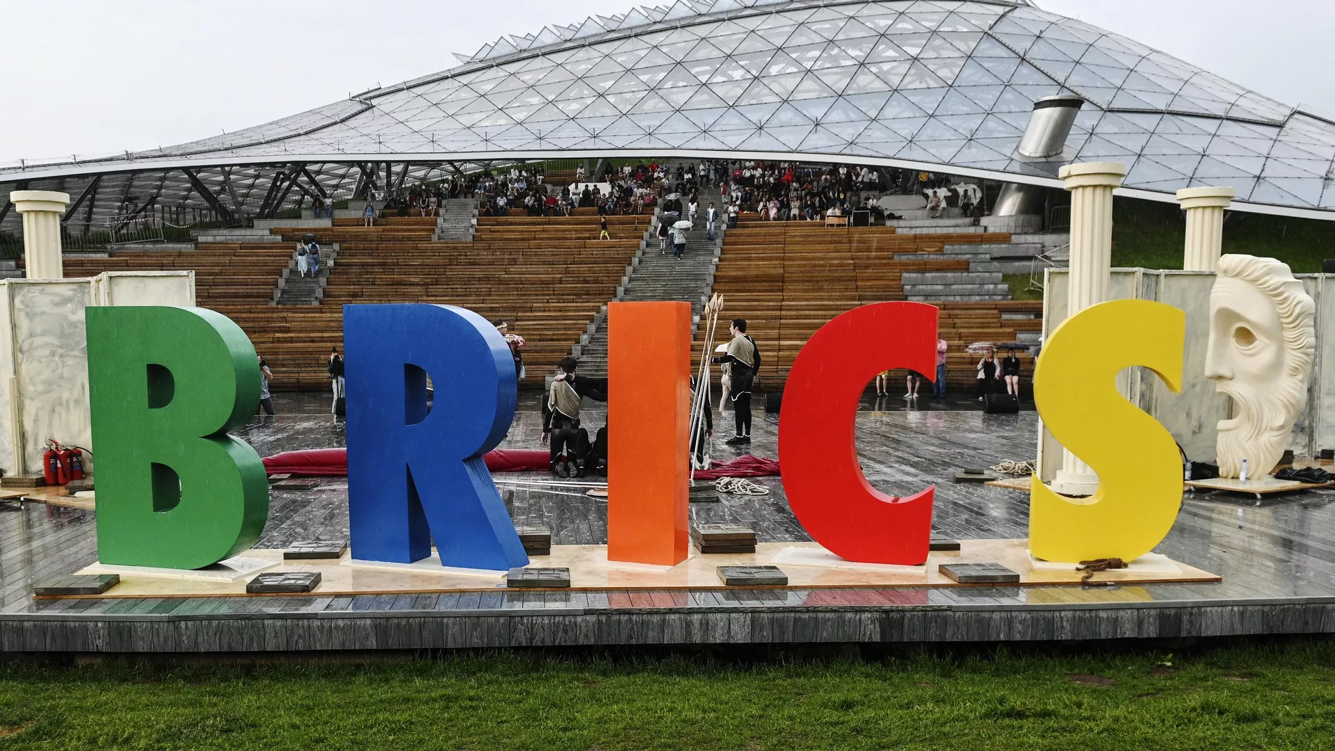 Stand au 3e Festival international des écoles de théâtre des pays des BRICS à Moscou, 2019. - Sputnik Afrique, 1920, 05.08.2023