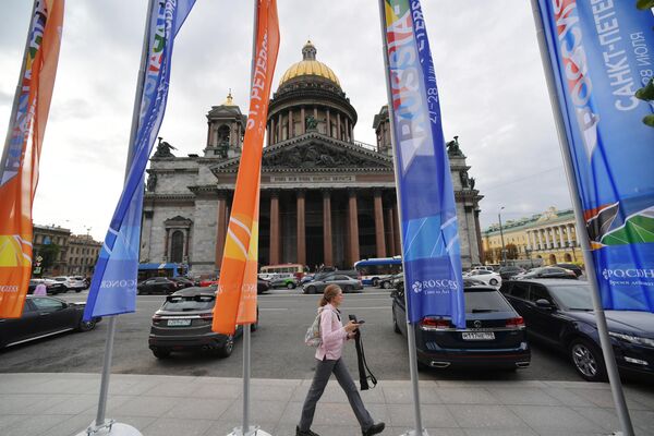 Banners at St. Isaac&#x27;s Cathedral dedicated to the Summit. - Sputnik Africa