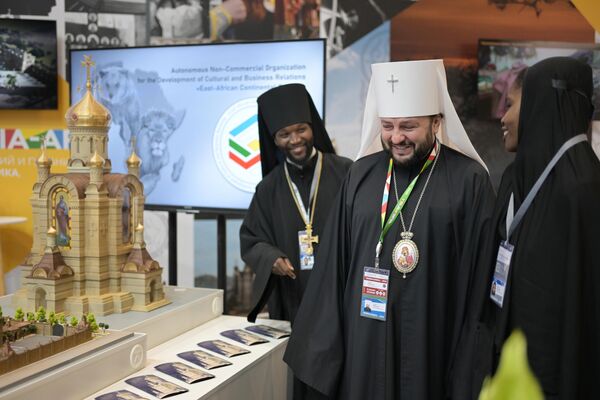 Forum participants at the Expoforum Convention and Exhibition Center. - Sputnik Africa