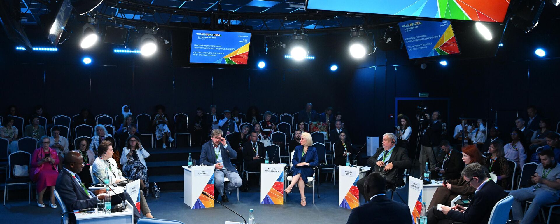 Session Cultural Products and Brands for Creative Economy at the second Russia–Africa Summit in St. Petersburg on July 27, 2023. - Sputnik Africa, 1920, 27.07.2023