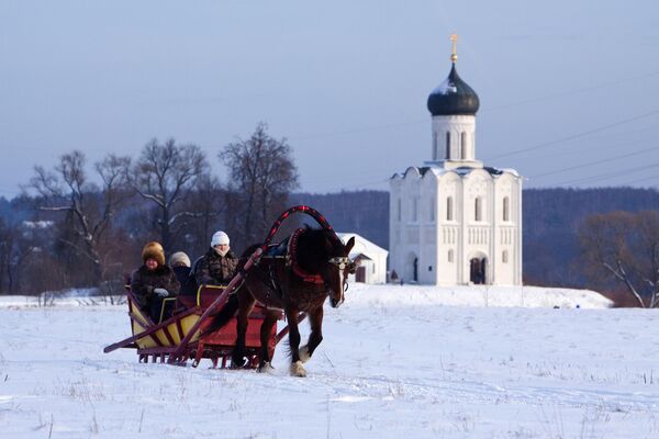The Church of the Intercession on the Nerl in the village of Bogolyubovo, Suzdal Region. - Sputnik Africa