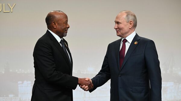 Namibian Vice-President Nangolo Mbumba is greeted by Russian President Vladimir Putin during the official welcome ceremony for heads of delegations of countries taking part in the 2nd Russia-Africa Summit and Economic and Humanitarian Forum at the ExpoForum Congress and Exhibition Center in St. Petersburg, Russia, on July 27, 2023. - Sputnik Africa