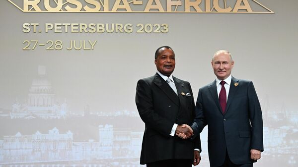 Vladimir Poutine et le Président de la République du Congo Denis Sassou-Nguesso - Sputnik Afrique