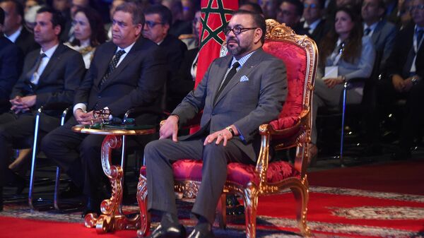 The Moroccan King Mohammed VI attends the inauguration of  a car assembly line at the Kenitra PSA Car Assembly Plant on June 21, 2019 - Sputnik Africa