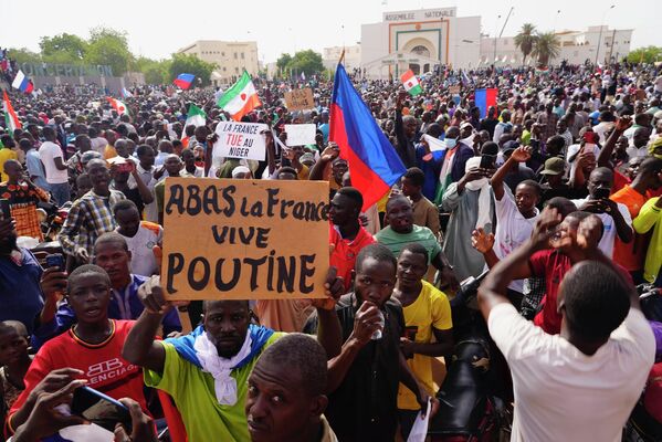 Nigeriens gather to march in support of coup leader Gen. Abdourahmane Tchiani in the country&#x27;s capital Niamey, Niger, Sunday, July 30, 2023.  - Sputnik Africa