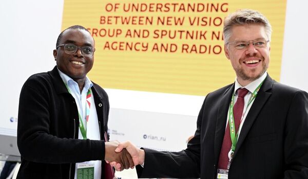 Signature d&#x27;un protocole d&#x27;accord entre la société de radiodiffusion New Vision Group Uganda et l’agence de presse internationale et radio Sputnik - Sputnik Afrique