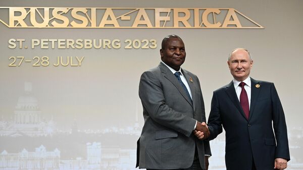 Russian President Vladimir Putin and President of the Central African Republic (CAR) Faustin-Archange Touadéra - Sputnik Africa