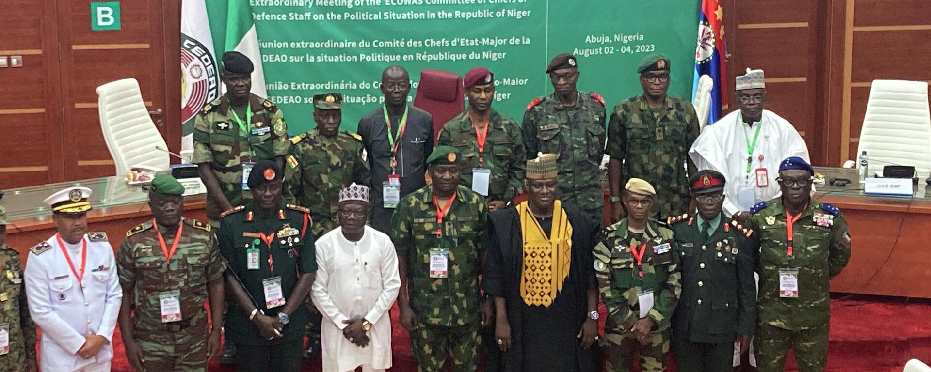 The defense chiefs from the Economic Community of West African States (ECOWAS) countries excluding Mali, Burkina Faso, Chad, Guinea and Niger pose for a group photo during their extraordinary meeting in Abuja, Nigeria, Friday, Aug. 4, 2023, to discuss the situation in Niger.  - Sputnik Africa, 1920, 05.08.2023