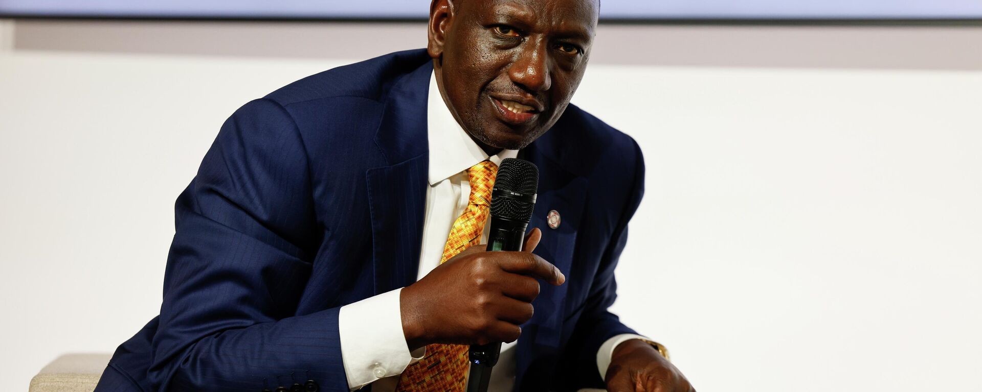 Kenyan President William Ruto speaks as he takes part in a round table to discuss global economy at the New Global Financial summit in Paris Thursday, June 22, 2023 - Sputnik Africa, 1920, 06.08.2023