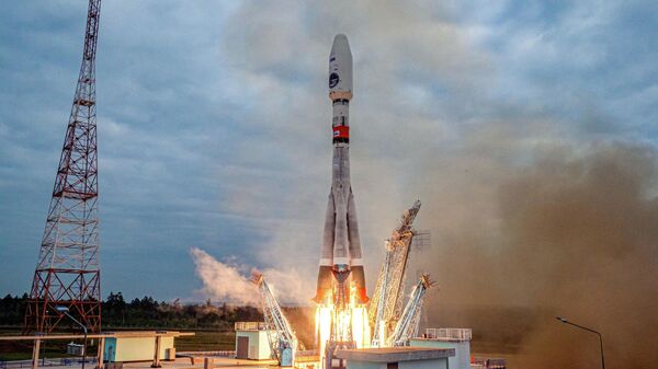 Soyuz-2.1b rocket with Luna-25 automatic station launched from Vostochny - Sputnik Africa