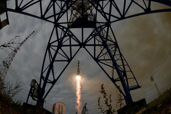 Launch of the Soyuz 2.1b carrier rocket with the Fregat upper stage and the Luna-25 automatic station from the Vostochny Cosmodrome. - Sputnik Africa