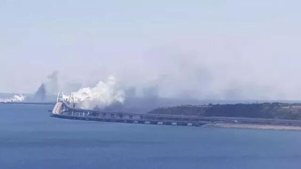 Russian special services put a smoke screen on the Crimean bridge during failed Ukrainian attack - Sputnik Africa