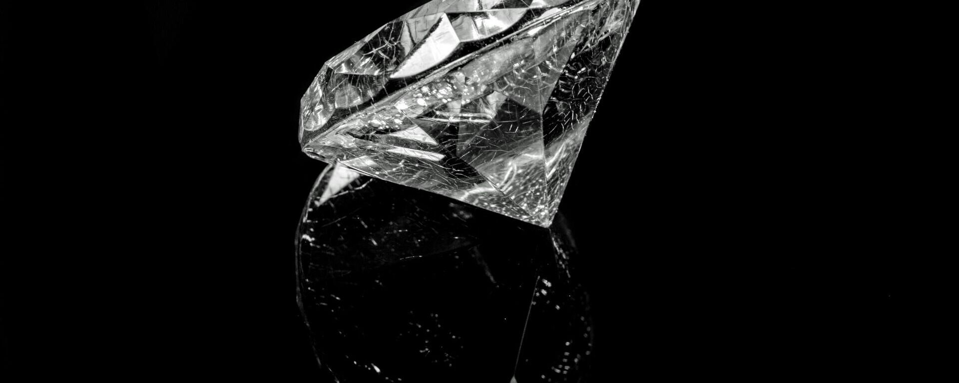 Cracked diamant - Sputnik Africa, 1920, 13.08.2023