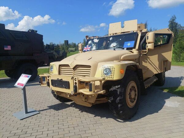 Captured Western equipment, presented at the exhibition as part of the International Military-Technical Forum &quot;Army-2023&quot; at the &quot;Patriot&quot; Congress and Exhibition Center. - Sputnik Africa