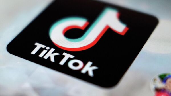 A logo of a smartphone app TikTok is seen on a user post on a smartphone screen Monday, Sept. 28, 2020, in Tokyo.  - Sputnik Afrique