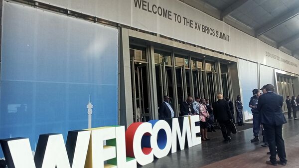 Le sommet des BRICS ouvre ses portes à Johannesburg - Sputnik Afrique