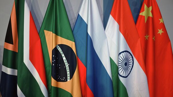 Flags of the BRICS member countries are seen during the 15th BRICS Summit in Johannesburg, South Africa, on Tuesday, August 22, 2023. - Sputnik Afrique