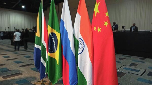 Une vue de la salle où se tient la réunion des chefs du groupe des cinq au format BRICS+ - Sputnik Afrique