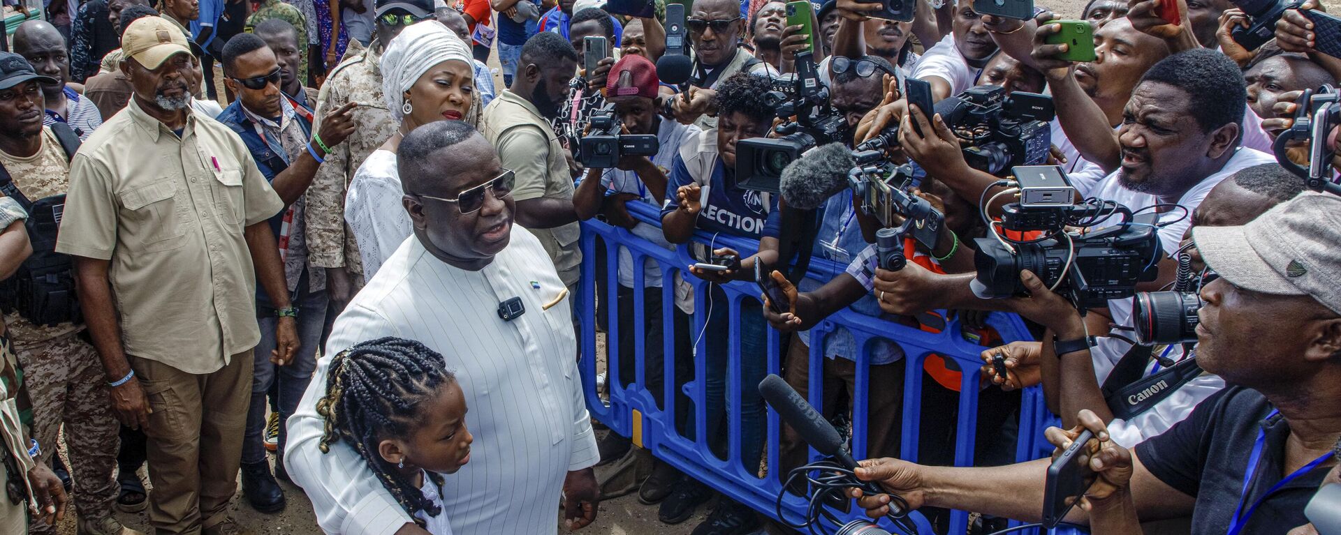 Sierra Leone President Julius Maada Bio speaks to reporters after casting his ballot in Sierra Leone general elections in Freetown, Saturday June 24, 2023. - Sputnik Africa, 1920, 01.09.2023