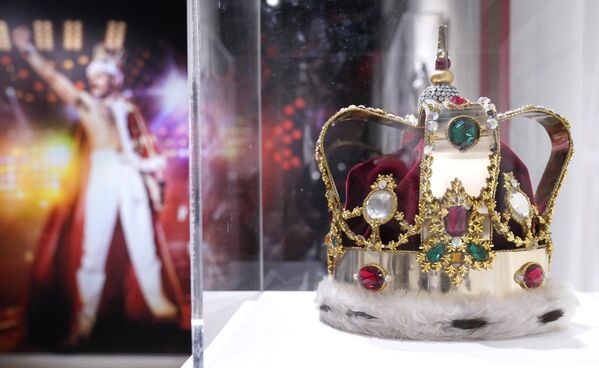 The signature crown of British singer-songwriter Freddie Mercury is displayed during the media preview for &quot;Freddie Mercury: A World of His Own: The Evening Sale&quot; at Sotheby’s in New York City on June 1, 2023. More than 1,500 items from Mercury&#x27;s private collection, including costumes and unique objects as well as the draft lyrics, will feature in the eventual auctions on September 6-8 in London and online August 4-September 11. The auction is expected to fetch at least Ј6 million ($7.5 million). - Sputnik Africa