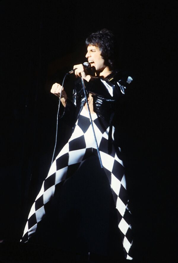 Freddie Mercury, lead singer of the rock band Queen, during a concert. - Sputnik Africa