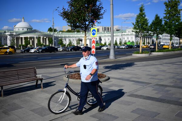 A landscaped pedestrian zone on Bolshaya Sukharevskaya Square in Moscow nowadays. - Sputnik Africa