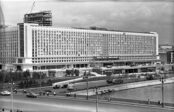 Construction of the Rossiya Hotel in Zaryadye,1960s. - Sputnik Africa