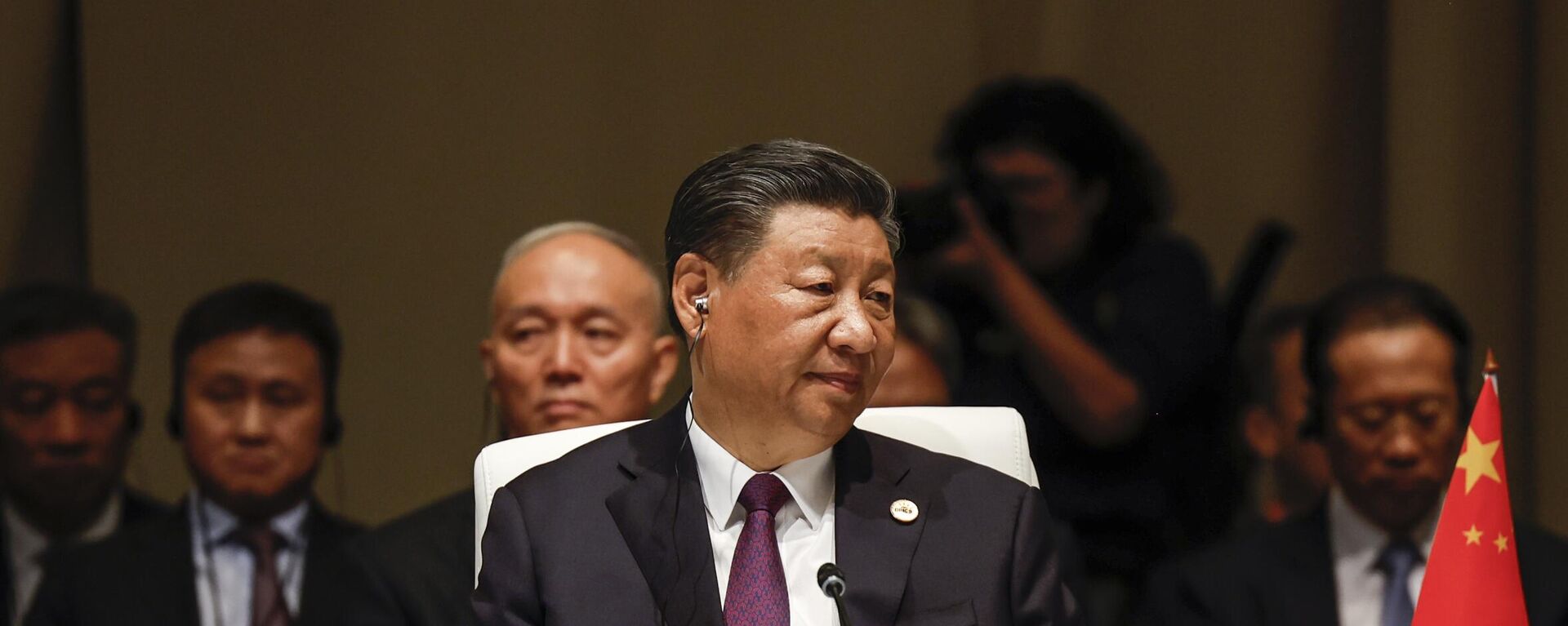 China's President Xi Jinping looks on at the plenary session during the 2023 BRICS Summit in Johannesburg, South Africa, Wednesday, Aug. 23, 2023. - Sputnik Africa, 1920, 02.09.2024