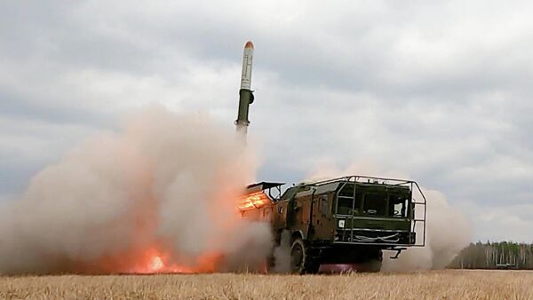  Iskander short-range ballistic missile system is used during the Russian military operation in Ukraine - Sputnik Africa