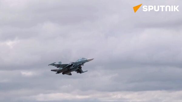 Russian Su-34s hit Ukrainian command and observation posts, armored vehicles and drone control points with guided munitions in Krasny Liman direction - Sputnik Africa
