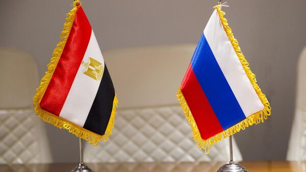 Flags of Egypt and Russia - Sputnik Africa