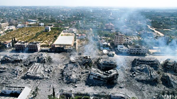 A bird's-eye view shows destroyed buildings in the town of al-Zahra, south of Gaza City - Sputnik Africa