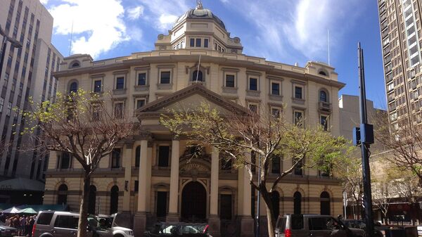 The old headquarters of Standard Bank of South Africa in Cape Town on Adderley Street. - Sputnik Africa