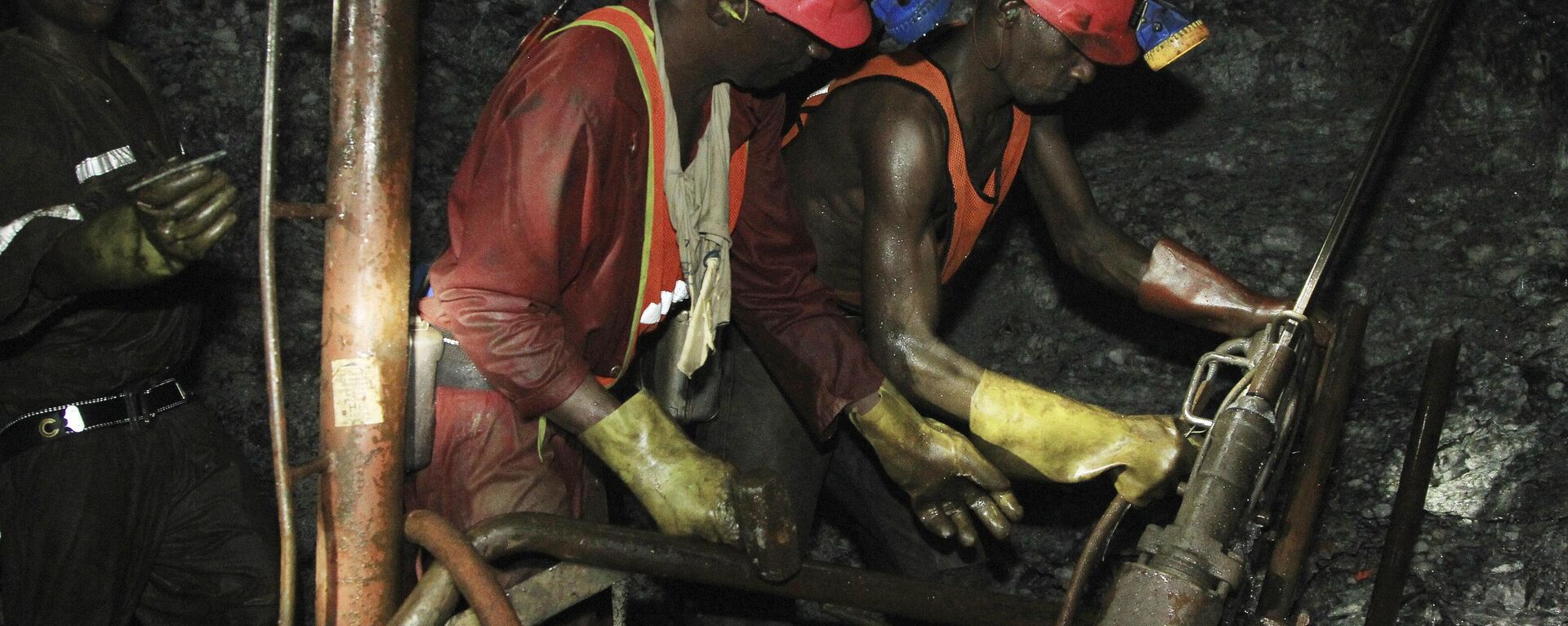 South African miners - Sputnik Africa, 1920, 03.12.2024