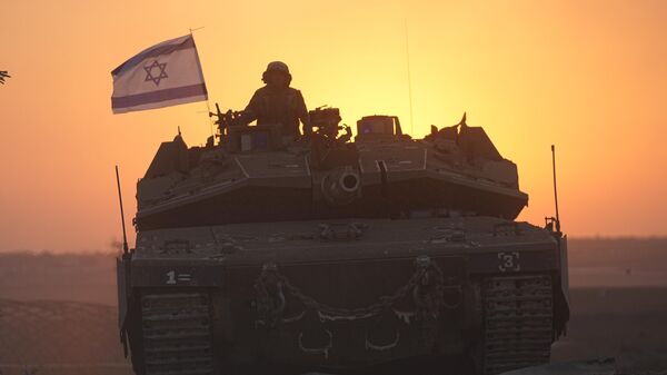 Israeli tanks heading towards the border of the Gaza Strip, Israel - Sputnik Africa