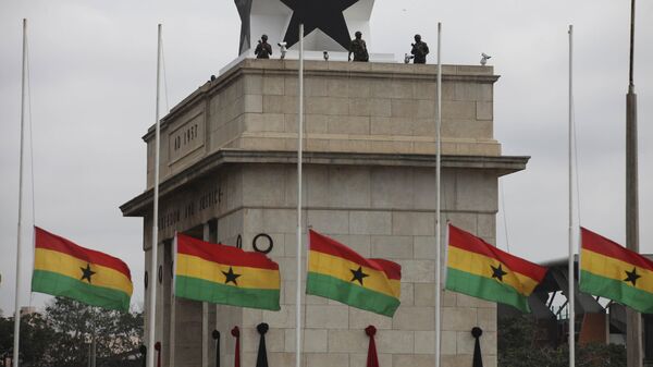 Ghanaian soldiers stand guard on top of the independence tower during the funeral of late Ghanaian President, Johns Evans Atta Mills in Accra, Ghana, Friday, Aug. 10, 2012. - Sputnik Afrique