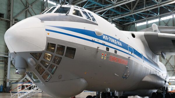 L'avion de transport russe Il-76MD-90A - Sputnik Afrique