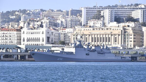 The frigate Almirante Grigorovich in the port of Algiers - Sputnik Africa