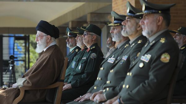 Le guide suprême iranien, l'ayatollah Ali Khamenei lors d'une cérémonie militaire
 - Sputnik Afrique