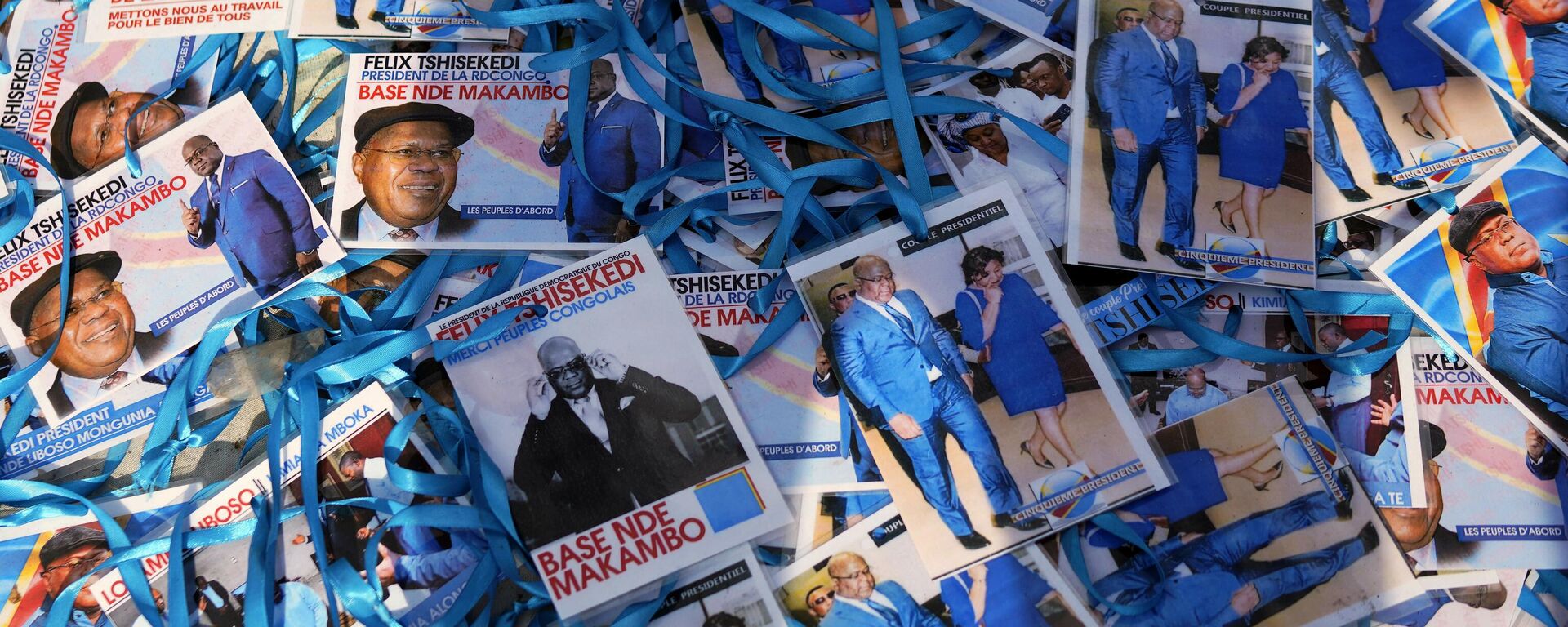 Supporters of Congolese President elect Felix Tshisekedi sell souvenirs outside his party headquarters in Kinshasa, Democratic Republic of the Congo, Wednesday Jan. 23, 2019.  - Sputnik Africa, 1920, 30.12.2023