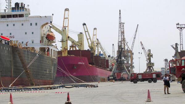 Ships are docked for unloading in Yemen's Huthi-held port of Hodeida on July 15, 2023. - Sputnik Africa