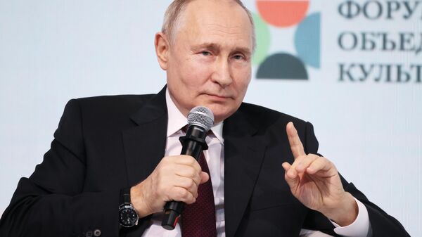 November 17, 2023. Russian President Vladimir Putin speaks at a plenary session as part of the IX International Cultural Forum in St. Petersburg. - Sputnik Africa