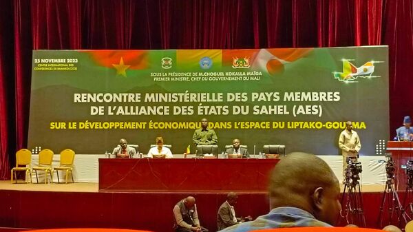 On November 25, the Malian capital Bamako hosted the meeting of the economy and trade ministers from Burkina Faso, Mali and Niger - Sputnik Africa