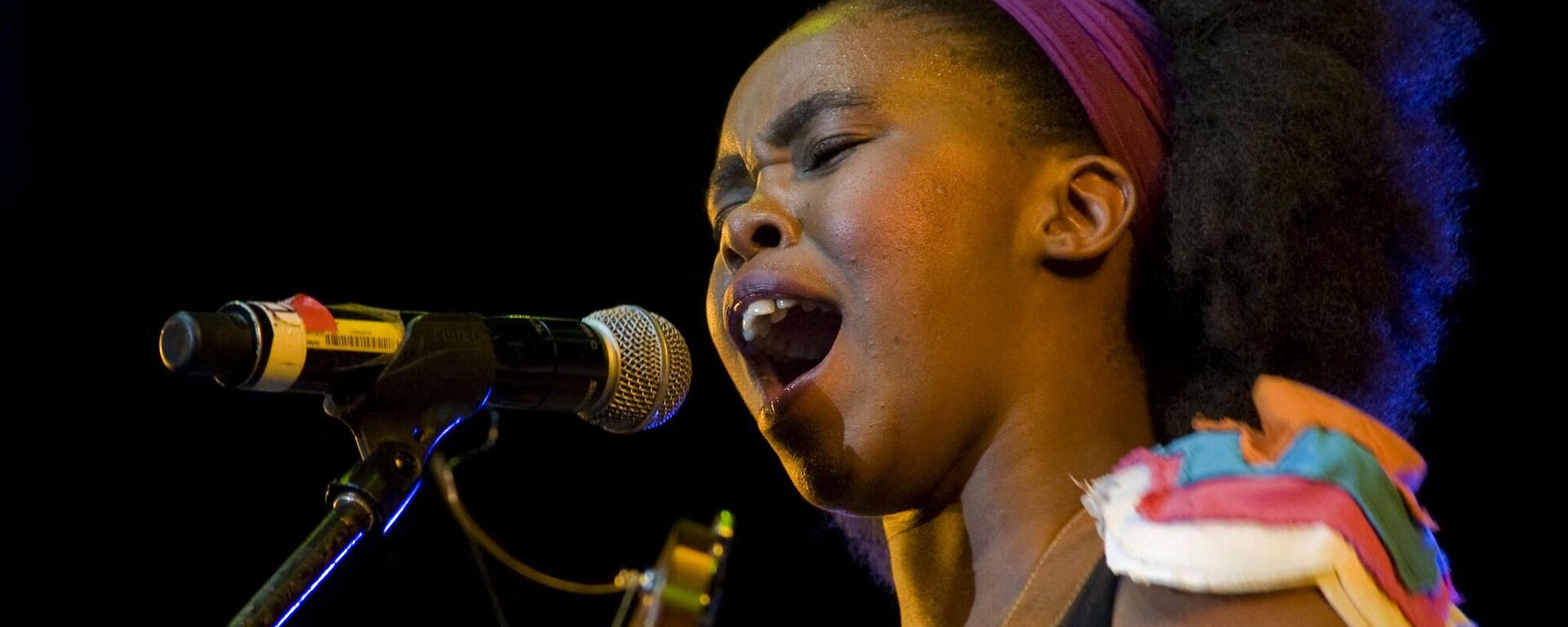 South African singer and songwriter, Zahara, performs at the Cape Town International Jazz Festival on March 31, 2012, in Cape Town.  - Sputnik Africa, 1920, 12.12.2023