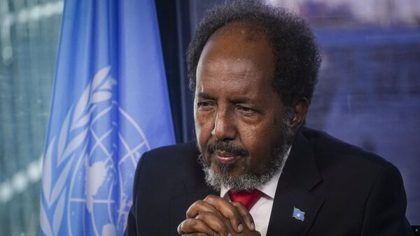 Somalia's President Hassan Sheikh Mohamud listens during an interview on his visit to the United Nations, Tuesday, Dec. 12, 2023, at U.N. headquarters. - Sputnik Africa