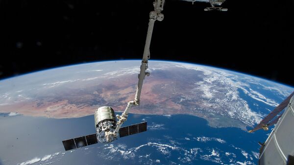 Canadarm2 Over South Africa (NASA, International Space Station, 08/15/14) - Sputnik Afrique